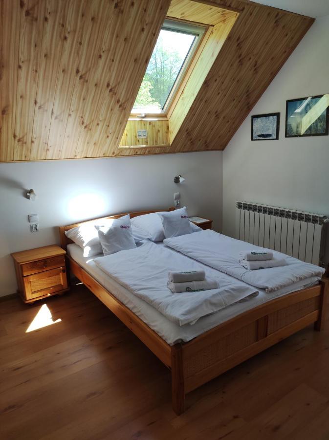 Rezydencja Bukowy Dwor Czarna  Extérieur photo
