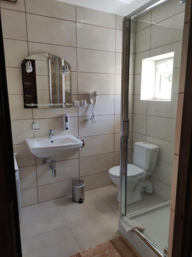 Rezydencja Bukowy Dwor Czarna  Extérieur photo