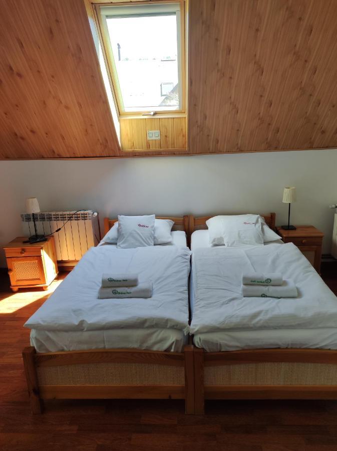 Rezydencja Bukowy Dwor Czarna  Extérieur photo