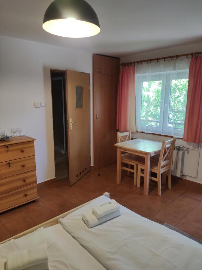 Rezydencja Bukowy Dwor Czarna  Extérieur photo