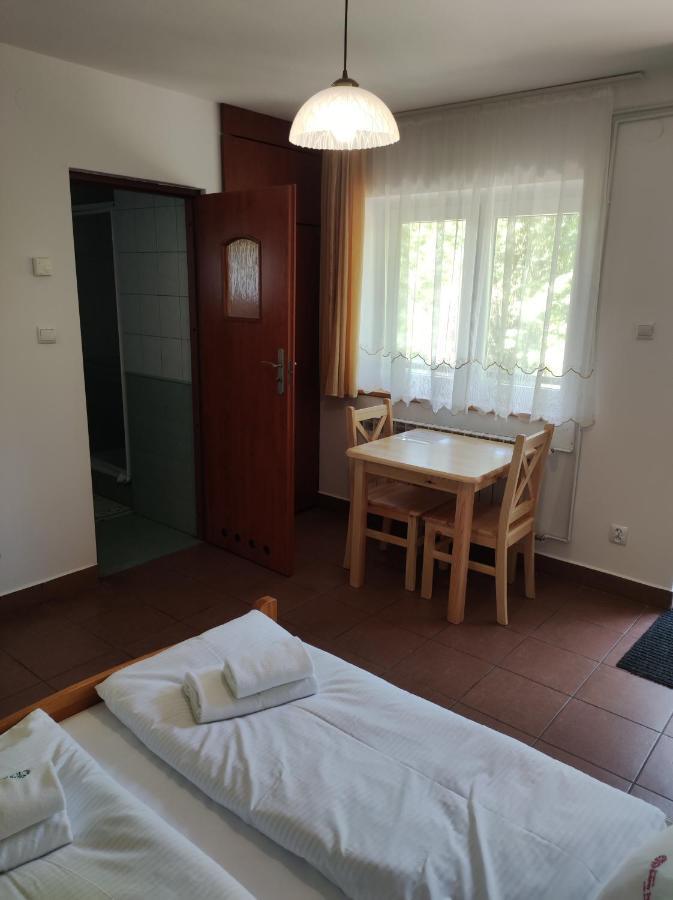 Rezydencja Bukowy Dwor Czarna  Extérieur photo