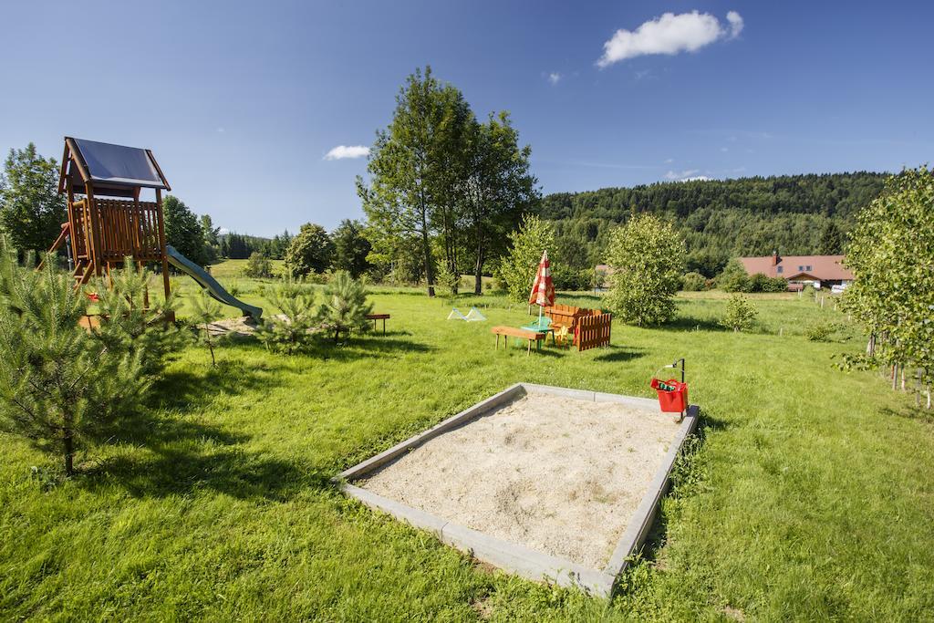 Rezydencja Bukowy Dwor Czarna  Extérieur photo